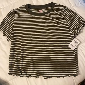 Cropped Green Striped Lettuce Edged top